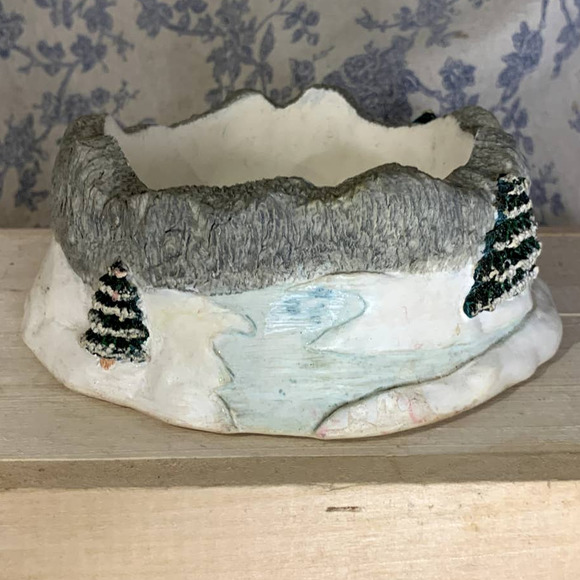 Vintage Papel Giftware Winter Candle Holder - Picture 3 of 6